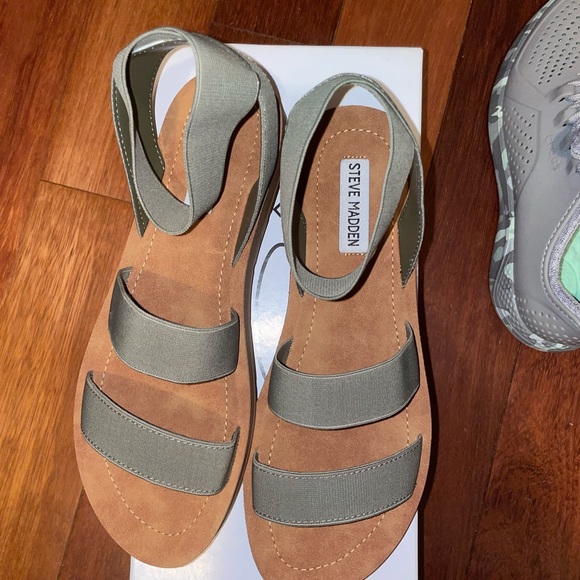 Steve Madden Sandals - Picture 2 of 5